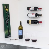Vino Pins Acrylic Wall-Mounted Wine Rack (1 Bottle)